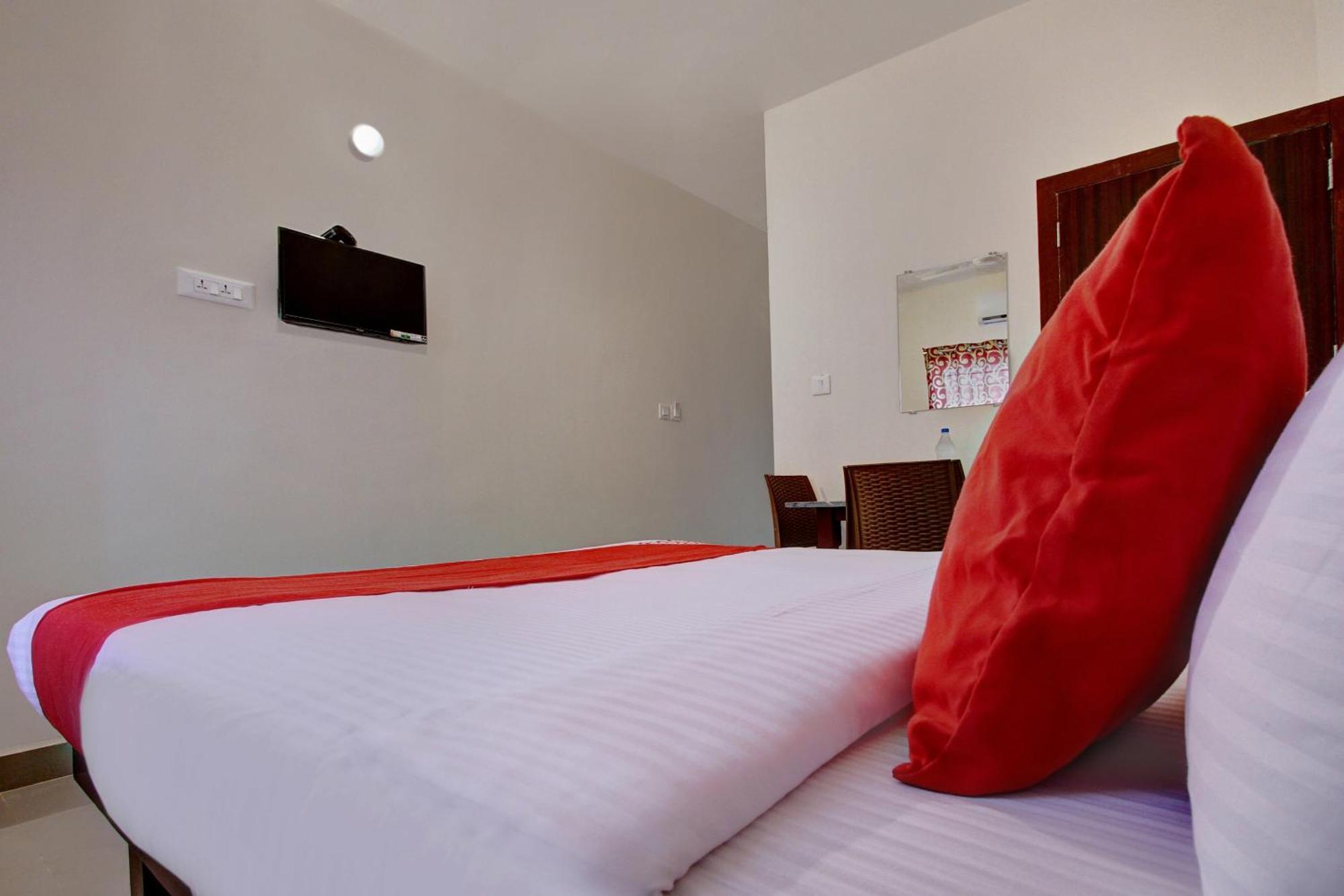 Hotel O Century Park Kāsaragod Kültér fotó